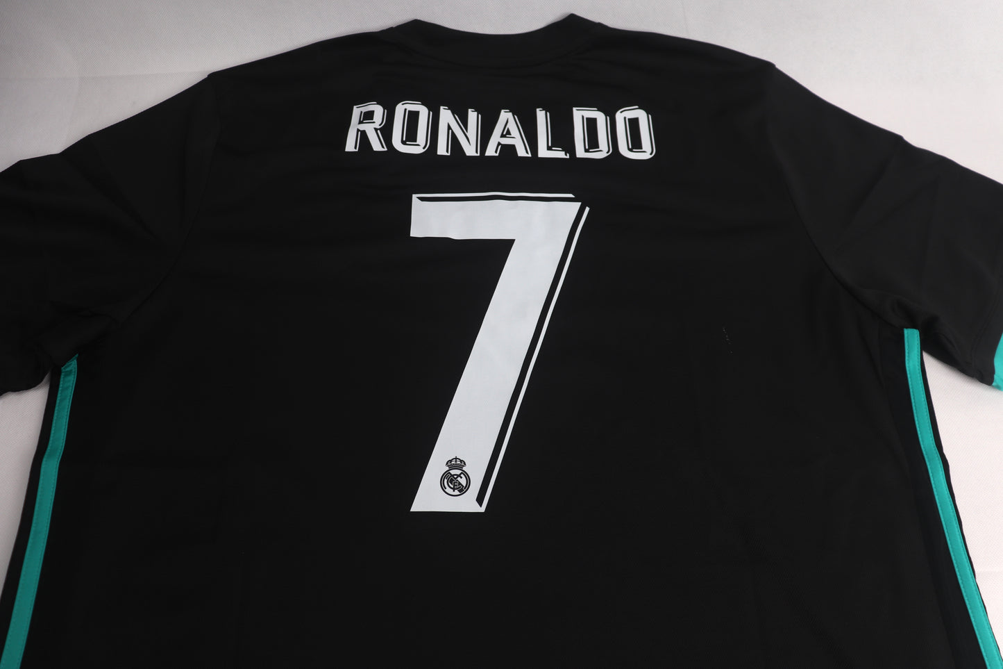 Real Madrid 2017 Away BNWT Ronaldo [XL]