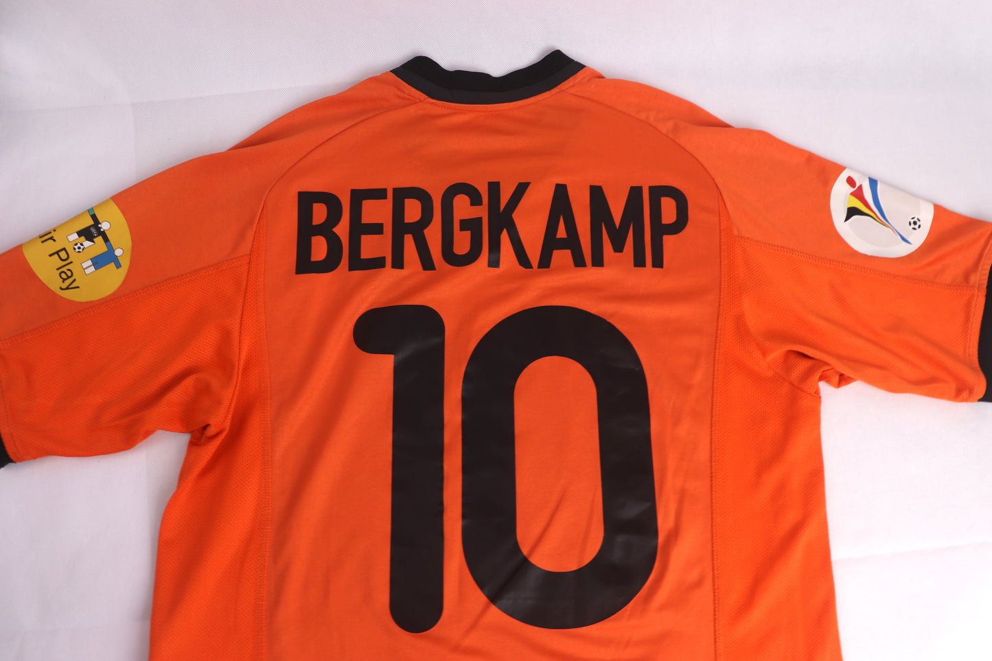 Netherlands 2000 Home Bergkamp [M]