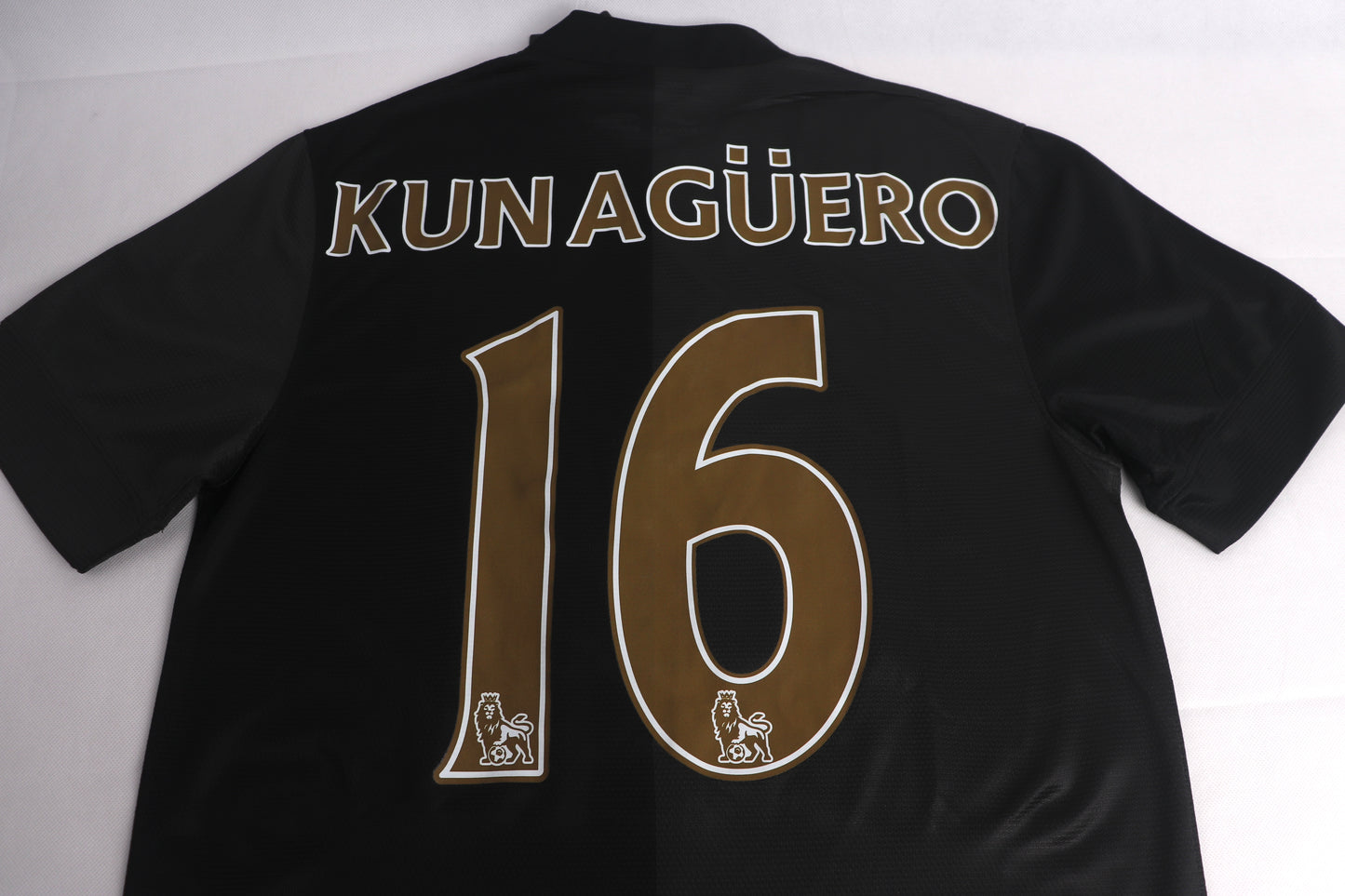 Manchester City 2013 Away BNWT Kun Aguero [S]