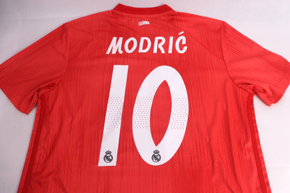 Real Madrid 2018 Third BNWT Modric [M] Apparel Original Authentic Football Soccer Jersey Kit Shirt Nameset